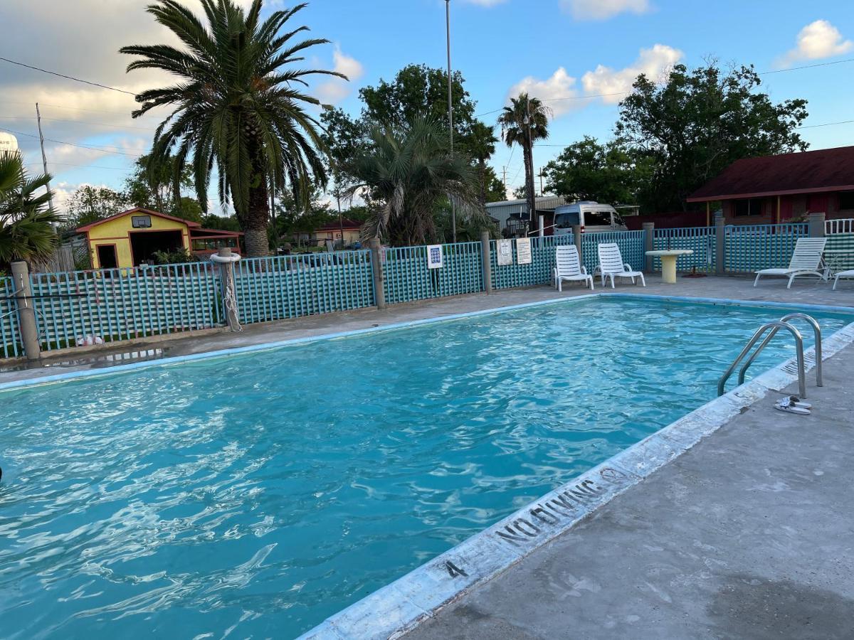 Gulfway Motel And Restaurant Gilchrist Екстер'єр фото